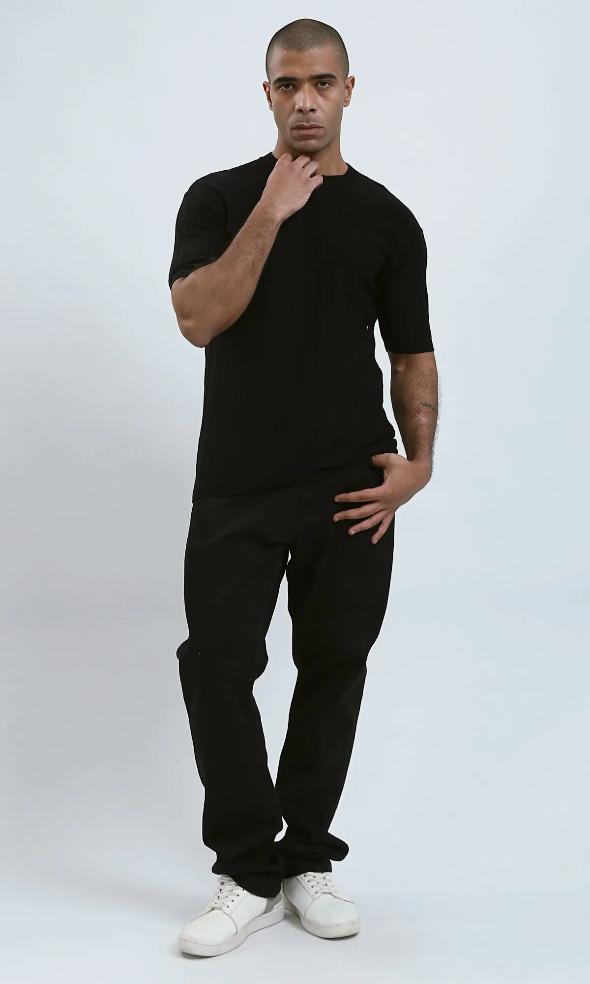 O182714 Kintted Relaxed Fit Slip On Black Tee