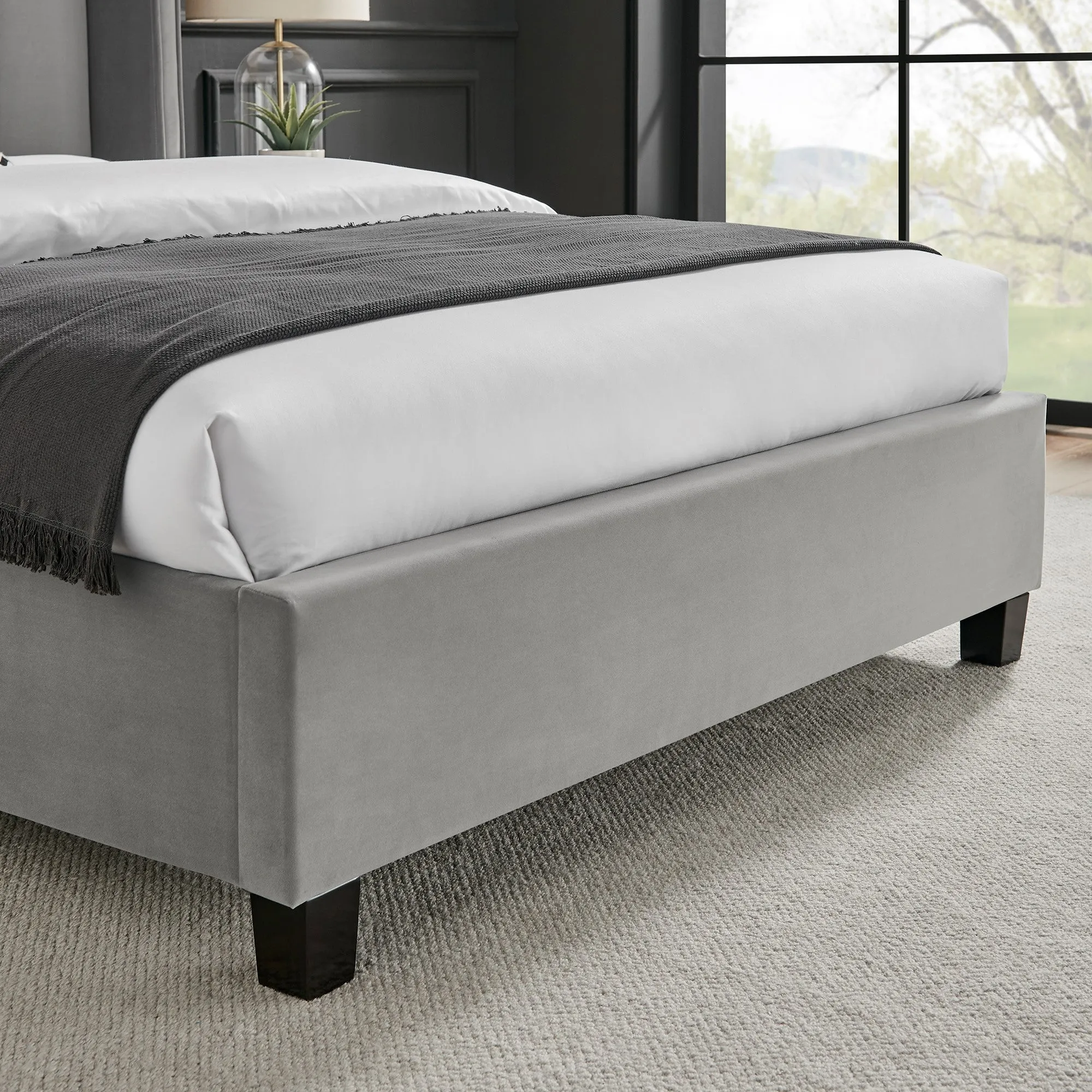 Polaris Silver Bed