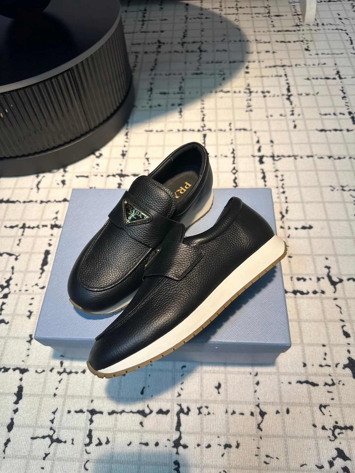 PRA SPORTY STYLE LOAFERS BLACK CALFSKIN