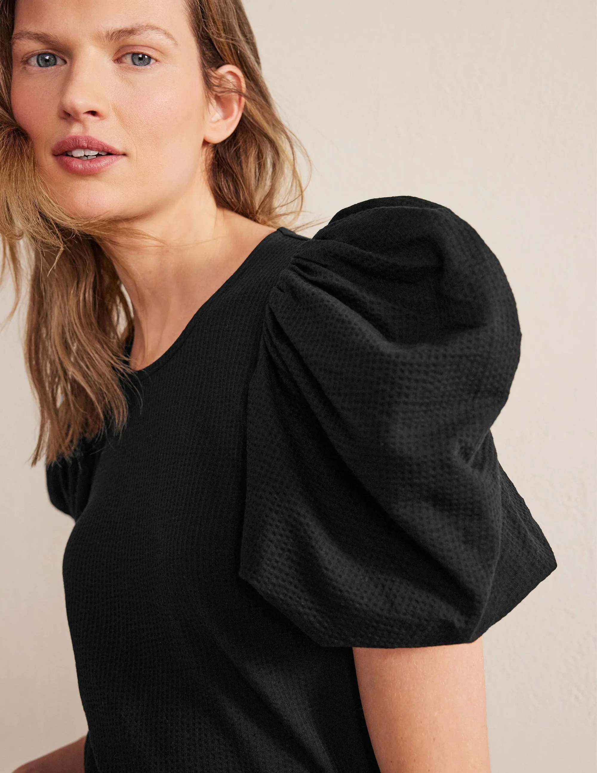 Puff Sleeve Jersey Top-Black